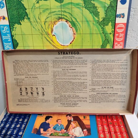 Stratego 1975 MILTON BRADLEY COMPLETE Except Instruction Booklet - Picture 10 of 16